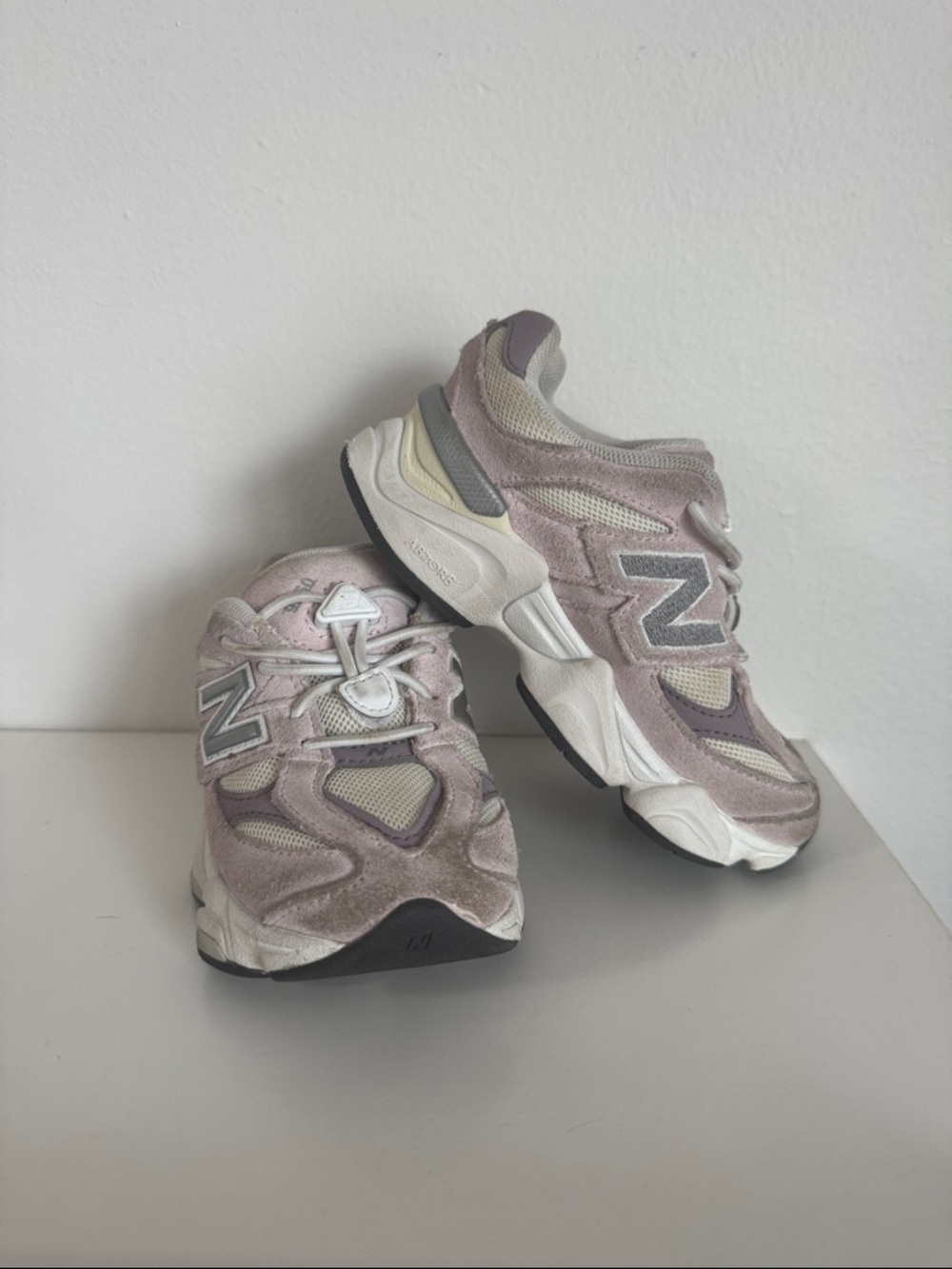 New Balance Kids Pink & Cream Suede Mesh Sneakers